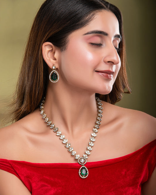 Green Yarvi Premium Kundan Necklace With Earrings