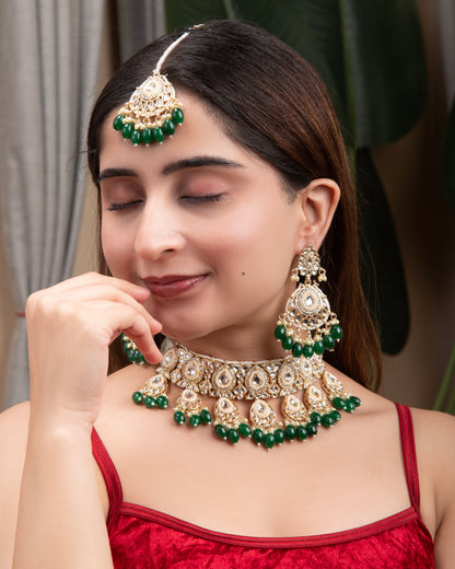 Green Devika Kundan Necklace Set with Chandbali Earring and Mangteeka