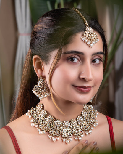 Pearl Mahvika Premium Necklace with Earring and Teeka