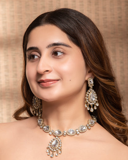 Tanishq Indo Western Necklace With Earrings