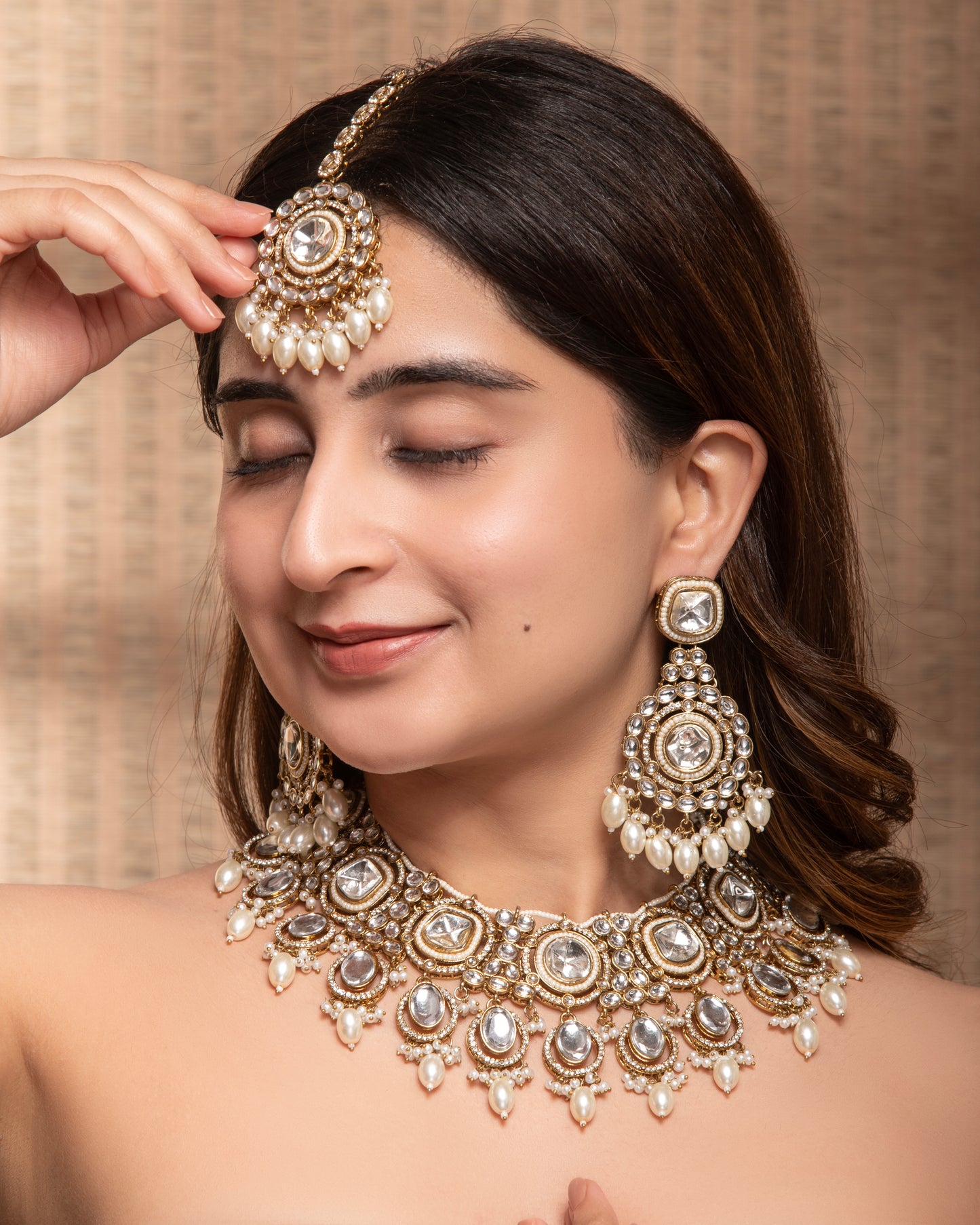 Pearl Noorpreet Premium Necklace with Earring and Mangteeka