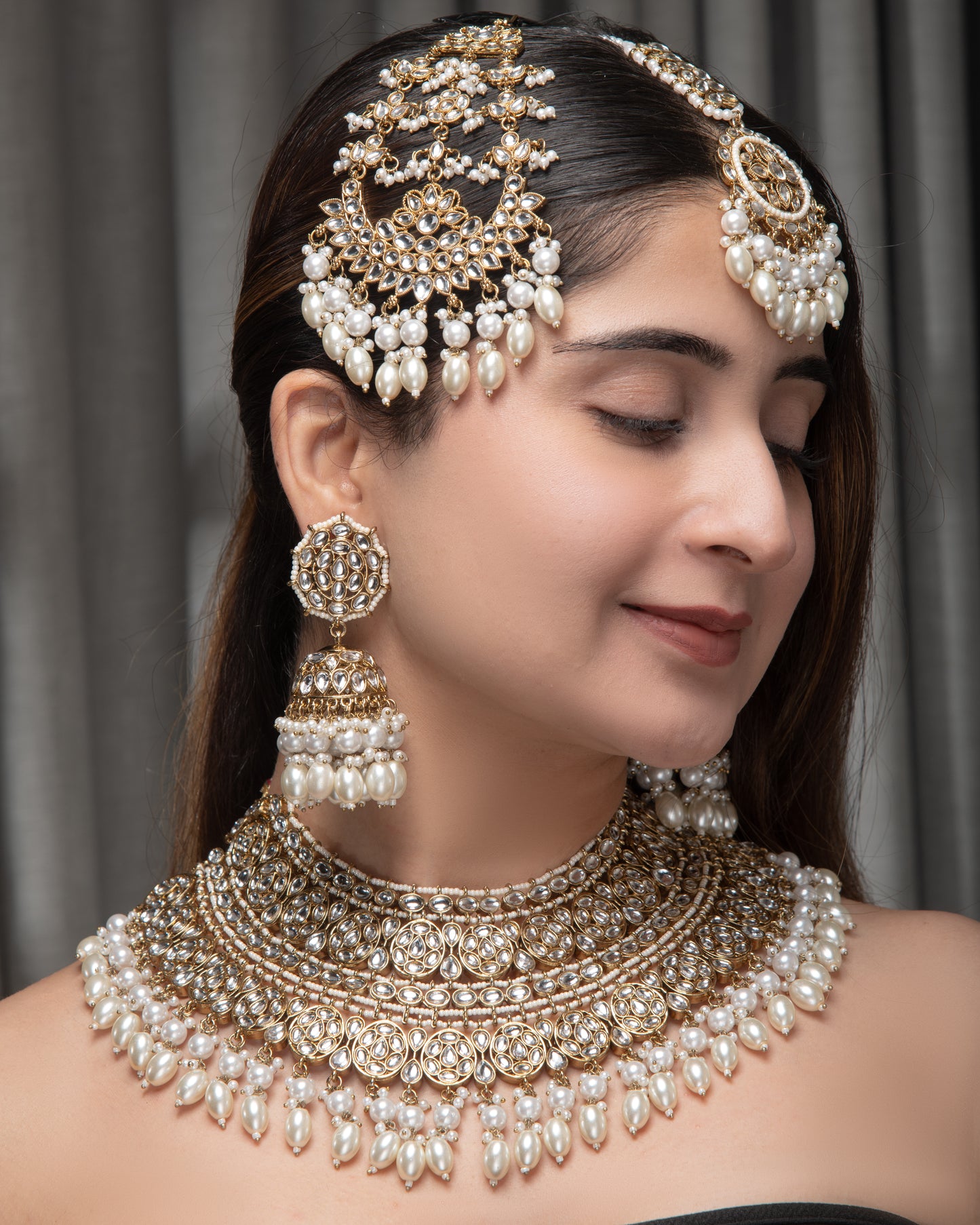 Pearl Navneet Statement Necklace Earring with Teeka and Side Jhumar/Passa