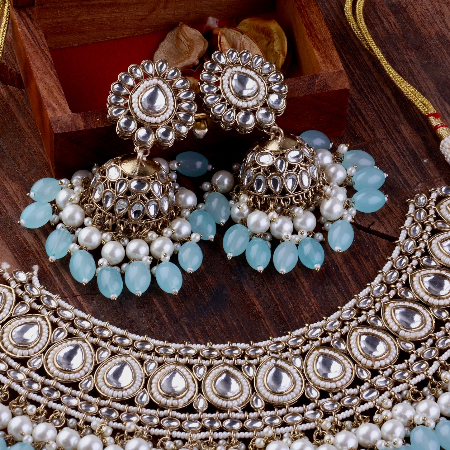 Turquoise Zaiba Necklace