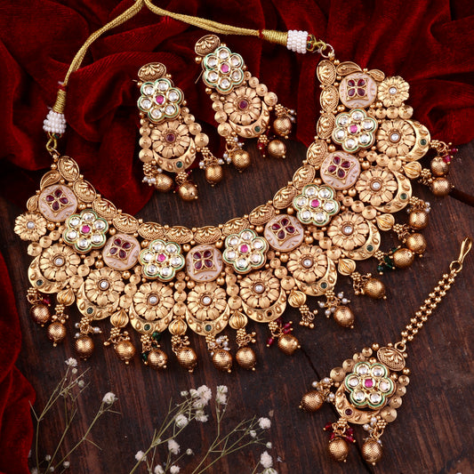 Chakrika Rajwada Necklace Set with Earring and Teeka