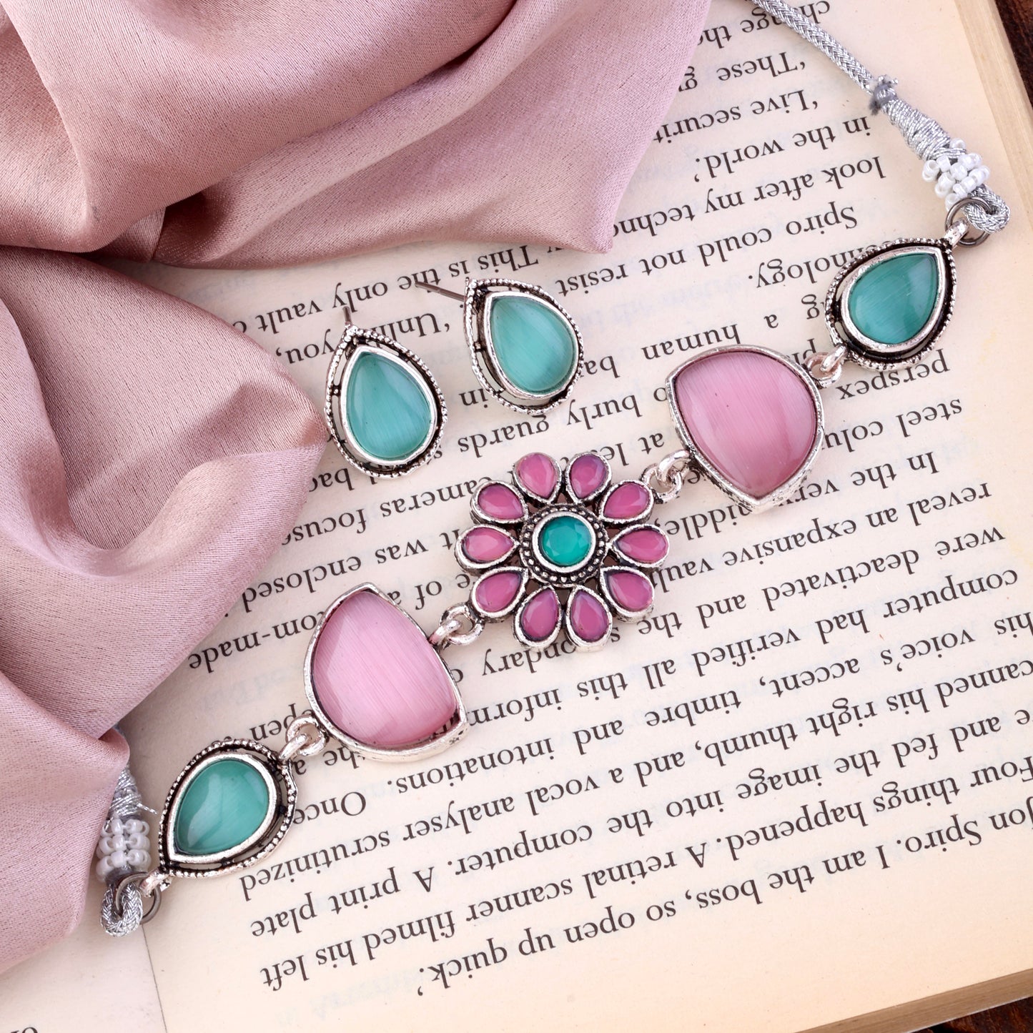 Vaneet Pastel Boho Necklace with Earring