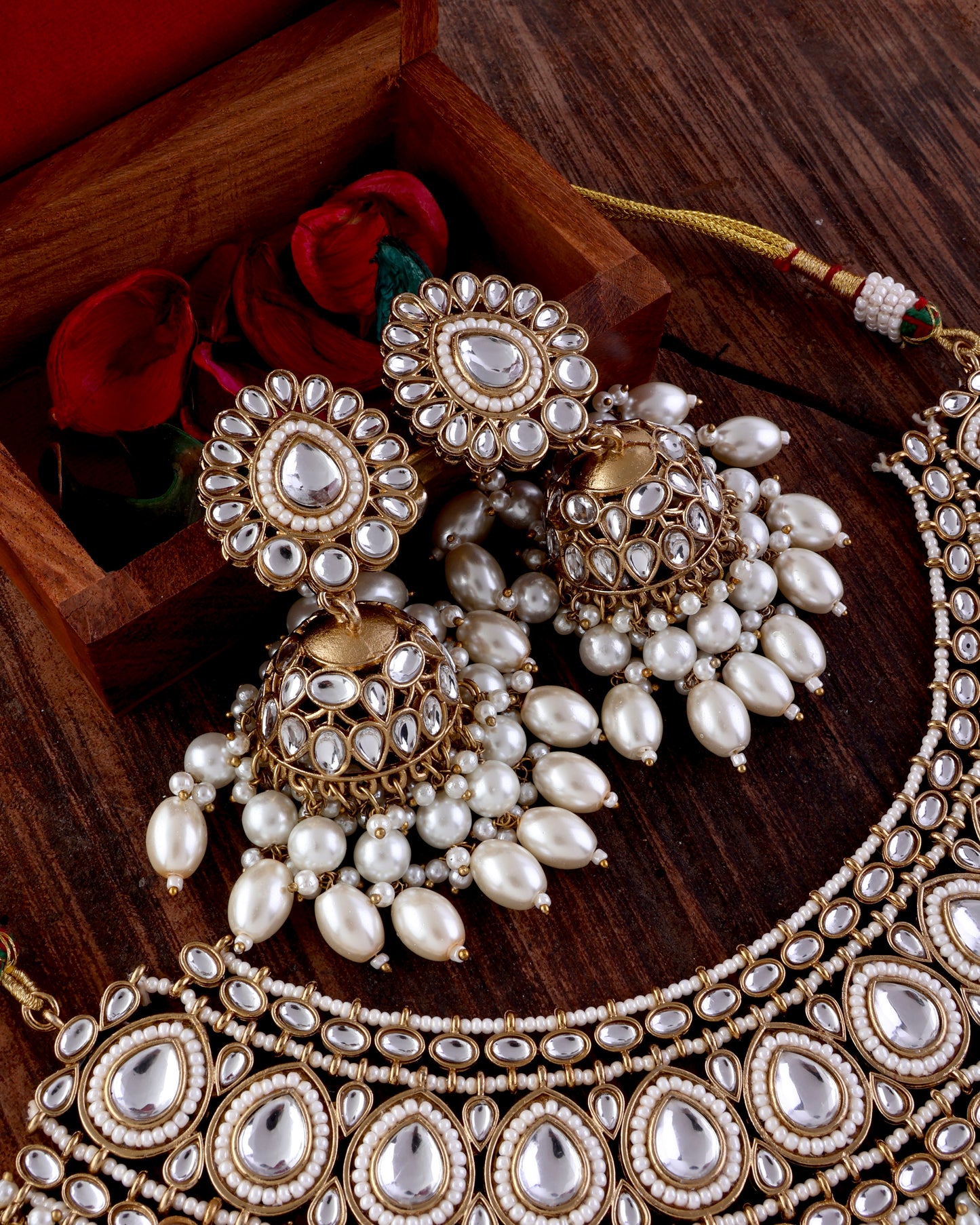 Pearl Zaiba Necklace