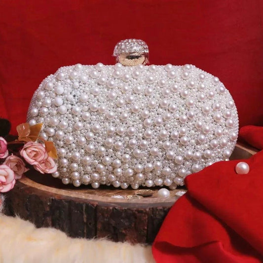 Meera Pearl Clutch – Oval