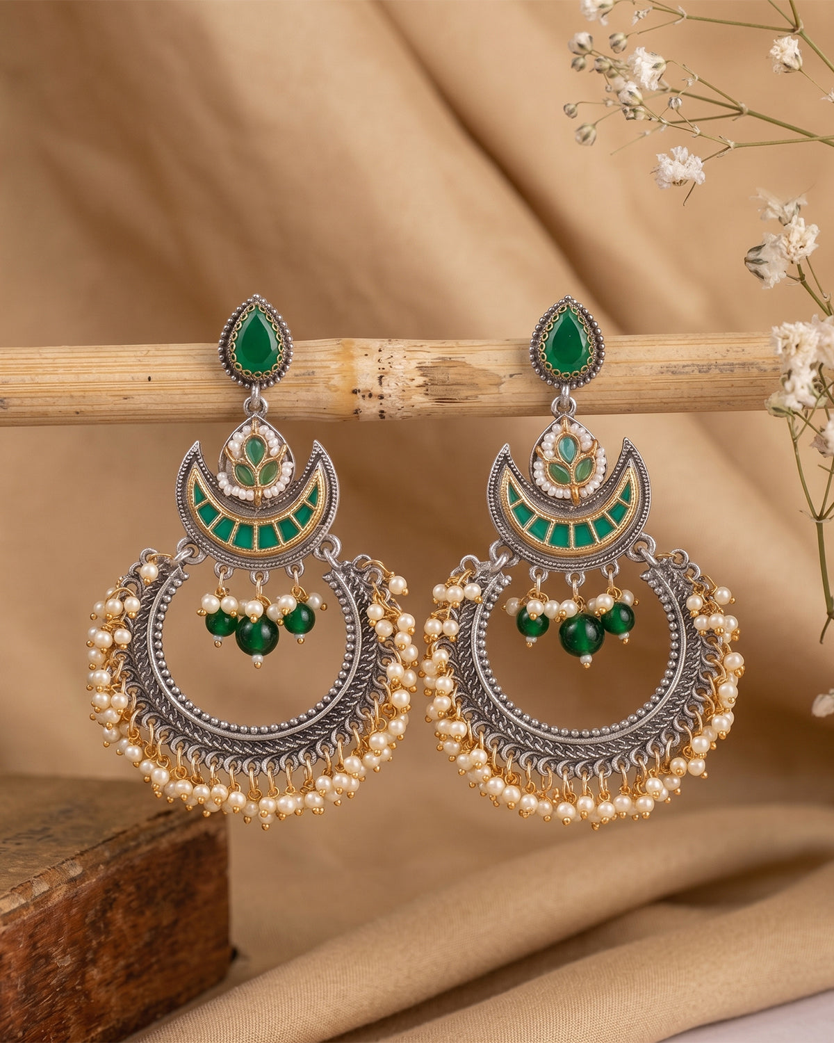 Emerald Ikroor Kundan Chandbali Earring