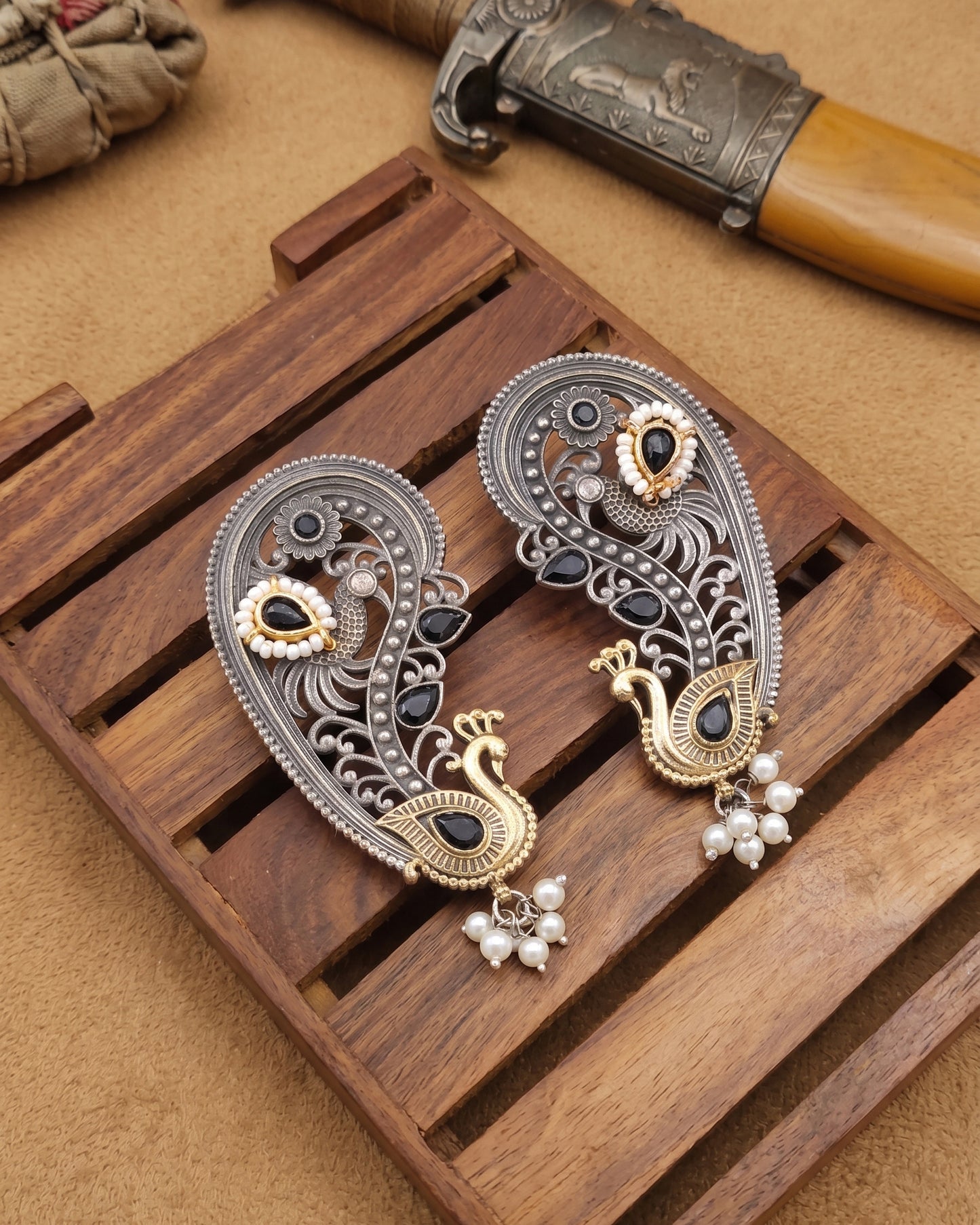 Black Aishra Designer Ear Cuff Earring
