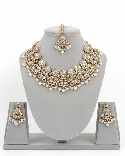 Pearl Mahvika Premium Necklace with Earring and Teeka