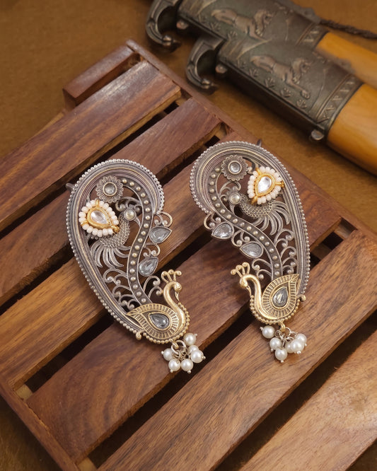 White Aishra Designer Ear Cuff Earring