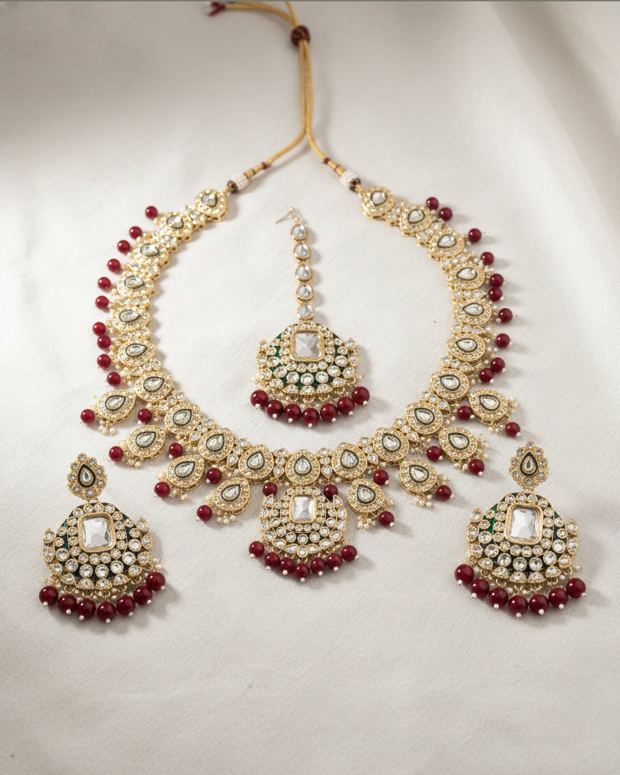 Red Noorika Heritage Kundan Necklace Set With Earring & Maangteeka