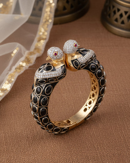 Black Samyukta Premium Polki Kada