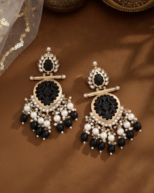 Black Sohum Chandbali