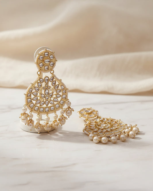 Vaishali Kundan Chandbali