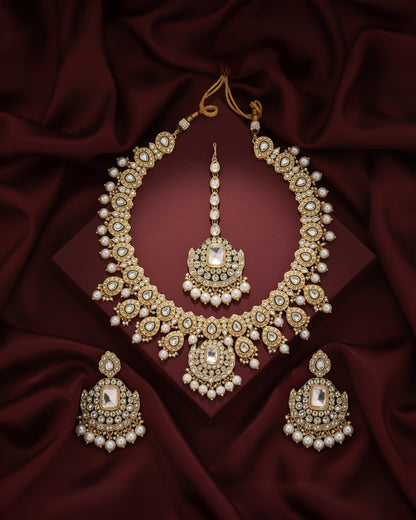 Pearl Noorika Heritage Kundan Necklace Set With Earring & Maangteeka