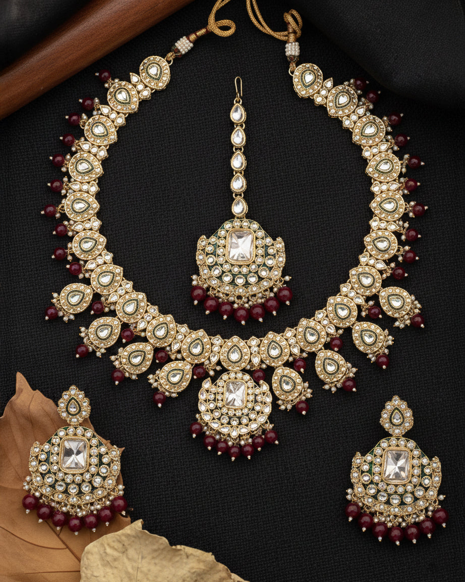 Red Noorika Heritage Kundan Necklace Set With Earring & Maangteeka