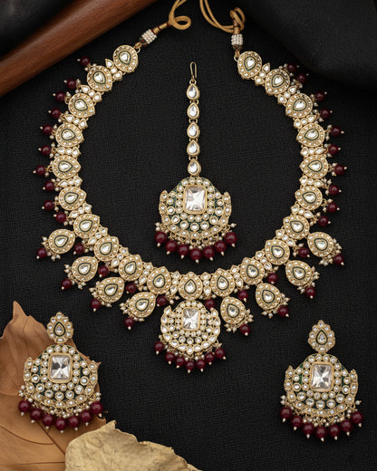 Red Noorika Heritage Kundan Necklace Set With Earring & Maangteeka