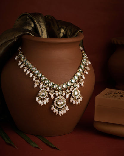 Rameeqa Designer Necklace Set with Earring and Mangteeka