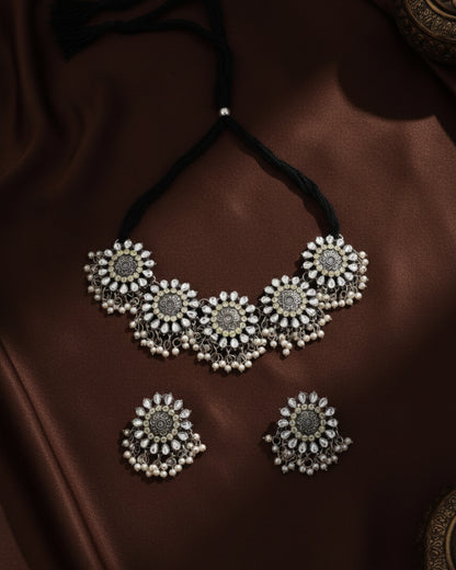 Silver Ronit Necklace & Earrings Set