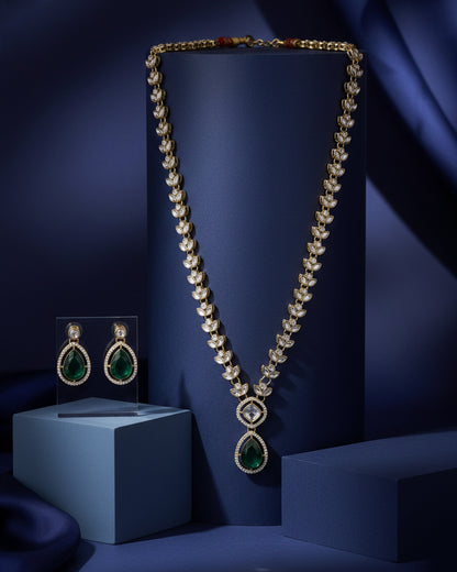 Green Yarvi Premium Kundan Necklace With Earrings