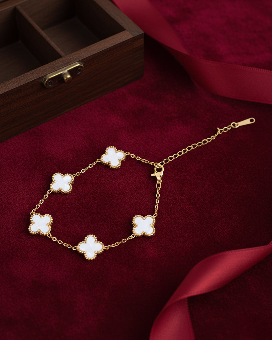 White Yuna Anti Tarnish Bracelet