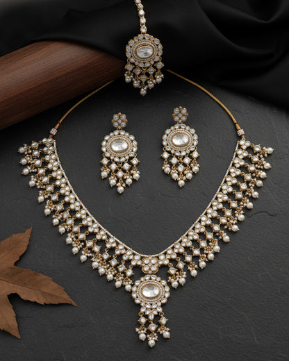 Prayshi Premium Kundan Pearl Necklace With Earring and Teeka