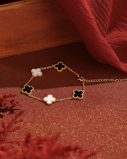 Black & White Yuna Anti Tarnish Bracelet