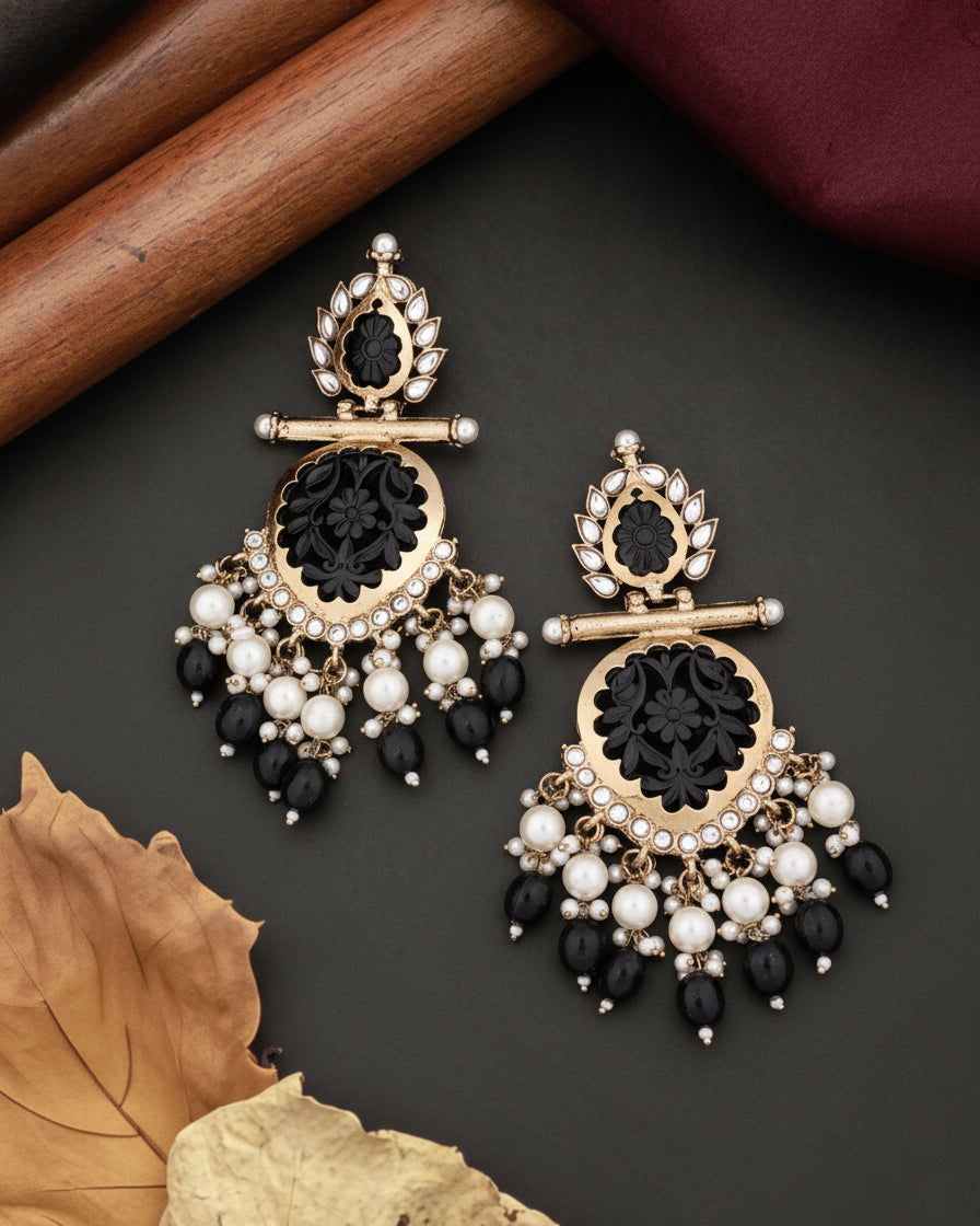 Black Sohum Chandbali