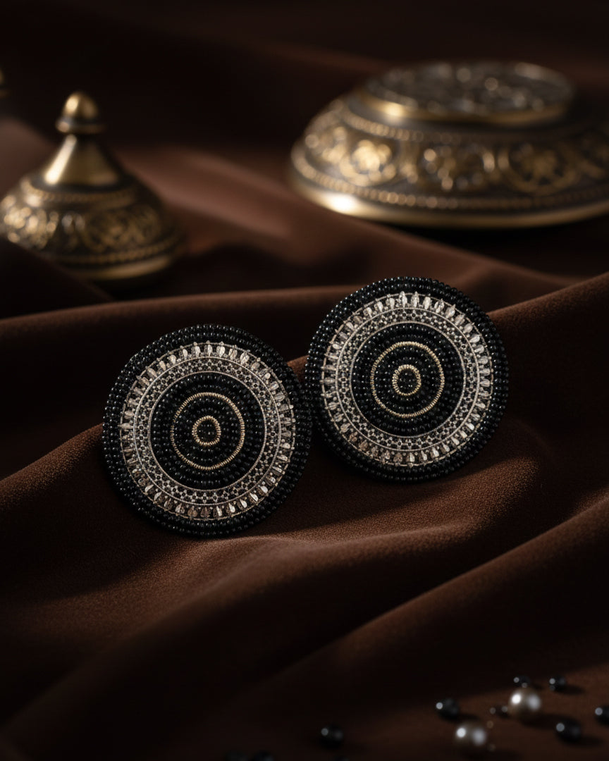 Black & Silver Saara Stud Earrings