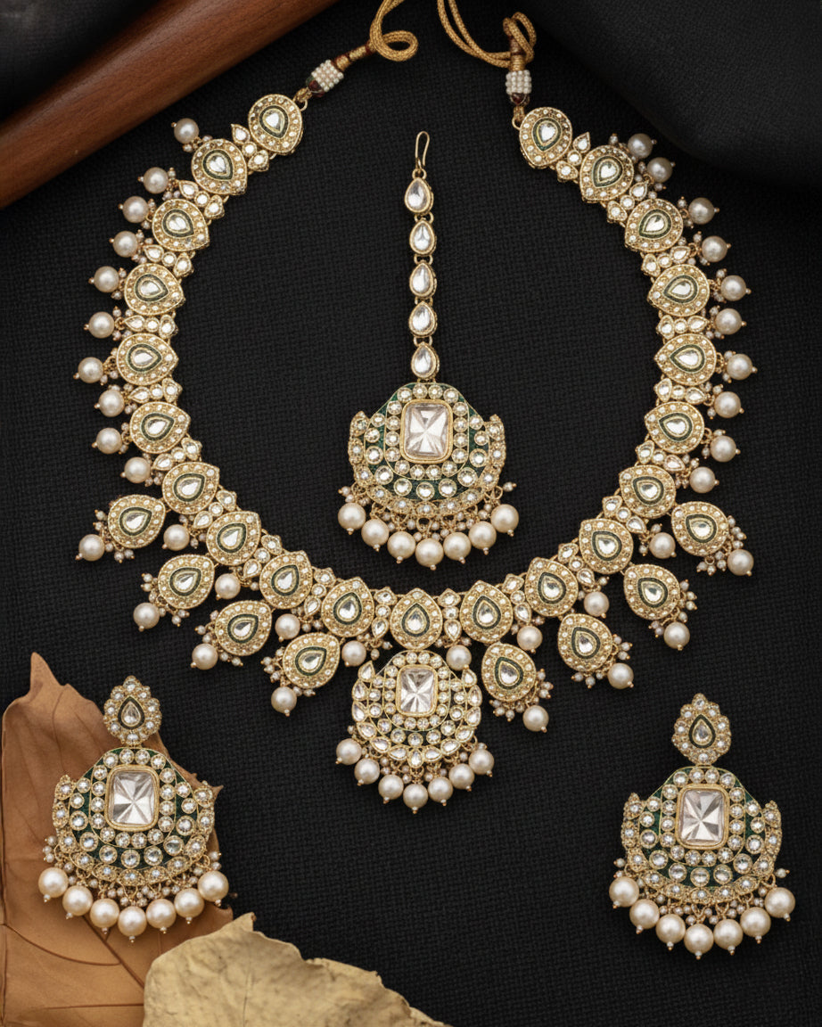Pearl Noorika Heritage Kundan Necklace Set With Earring & Maangteeka