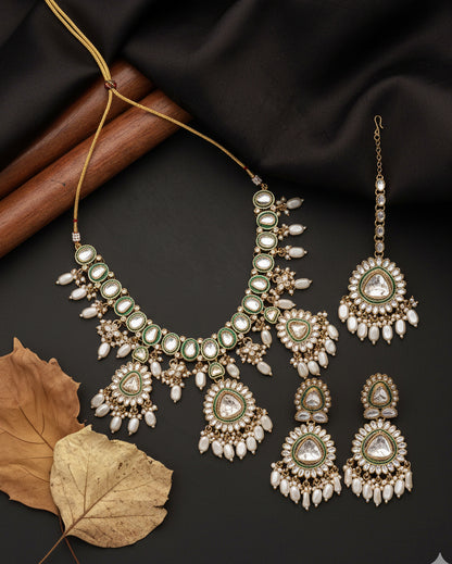 Rameeqa Designer Necklace Set with Earring and Mangteeka