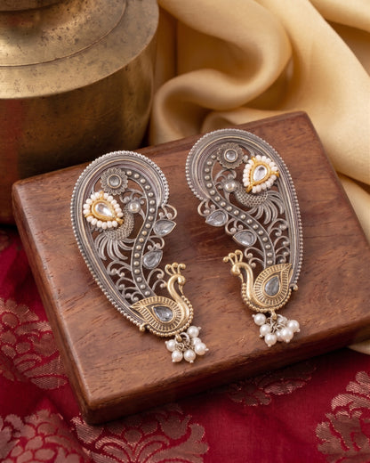 White Aishra Designer Ear Cuff Earring