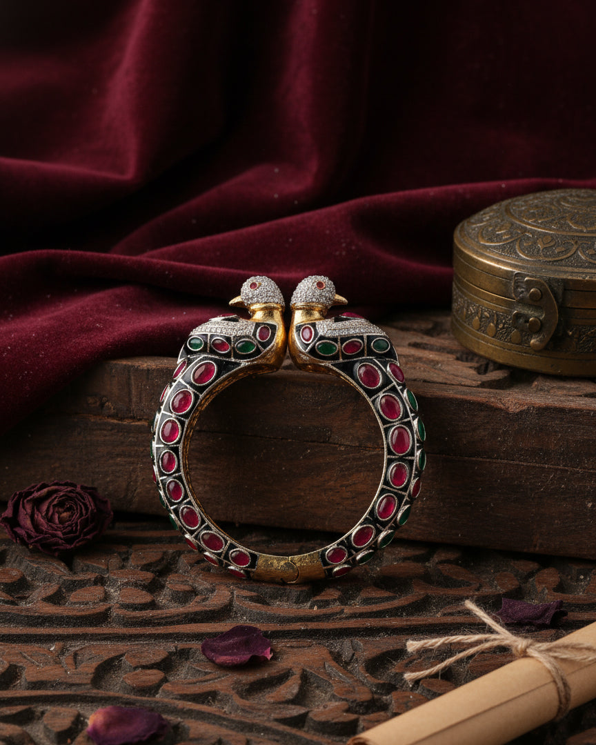 Red Green Samyukta Premium Polki Kada