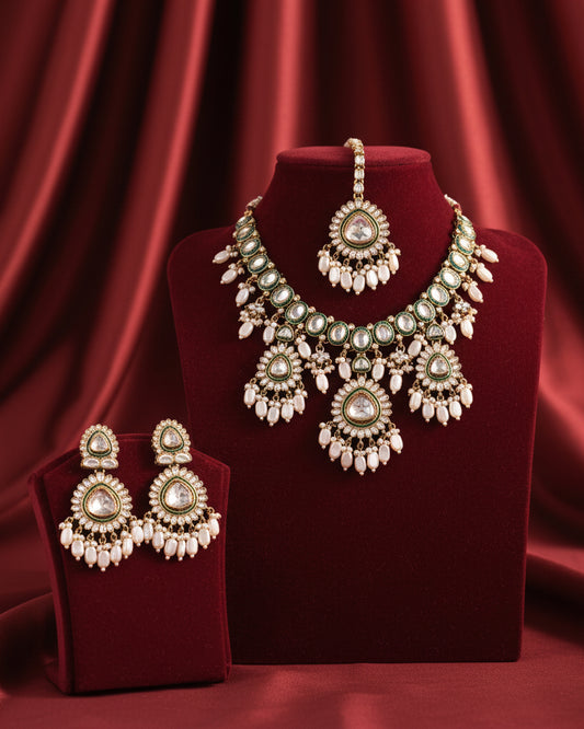 Rameeqa Designer Necklace Set with Earring and Mangteeka
