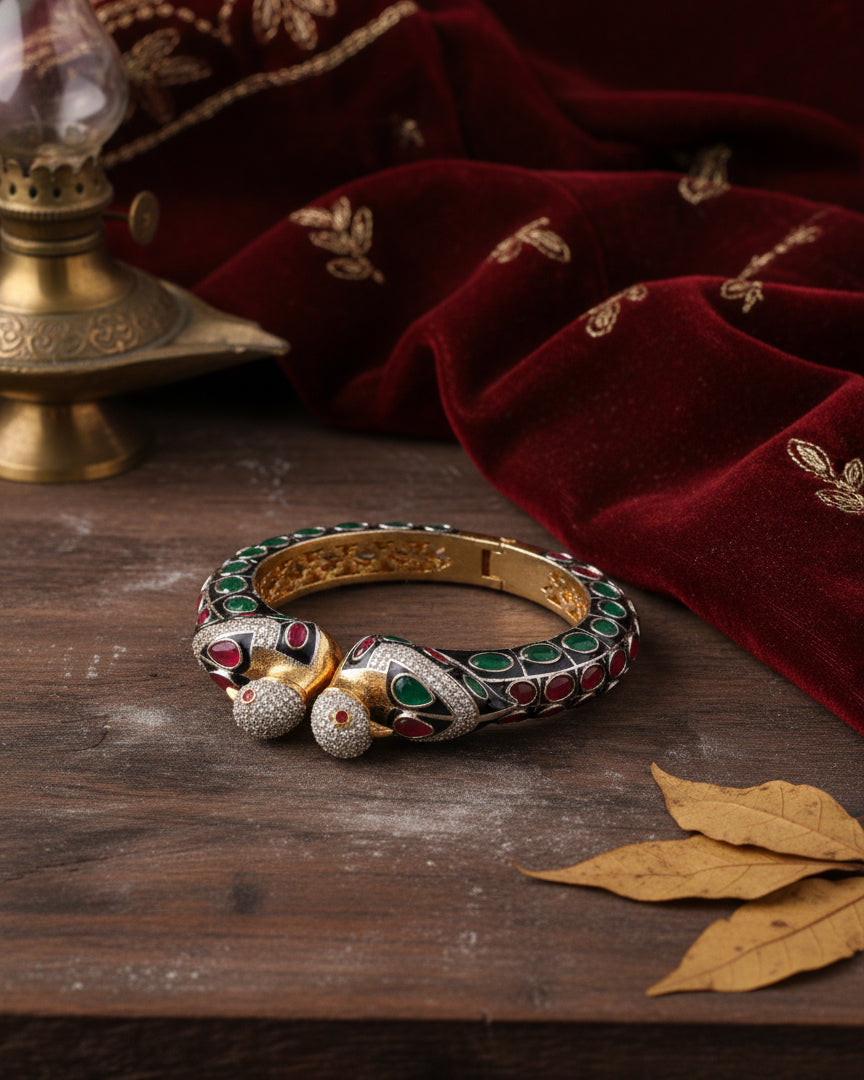 Red Green Samyukta Premium Polki Kada