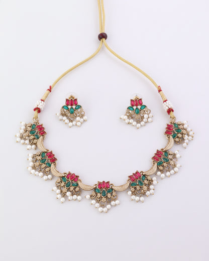 Rajeshvari Kundan Choker Set with Earring