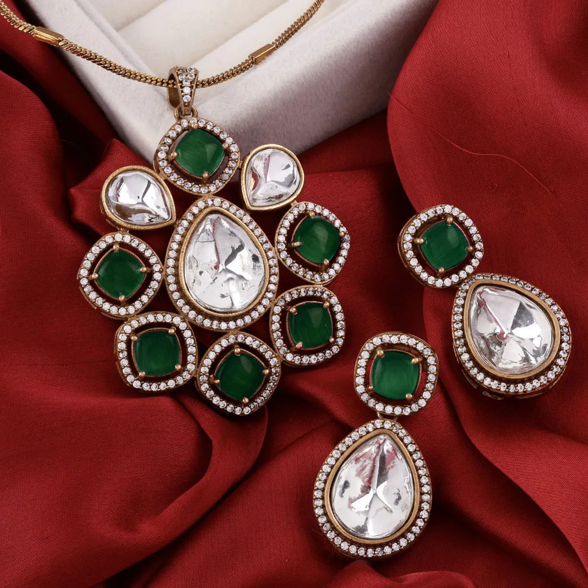 Green Samreen Polki Necklace Set with Earring