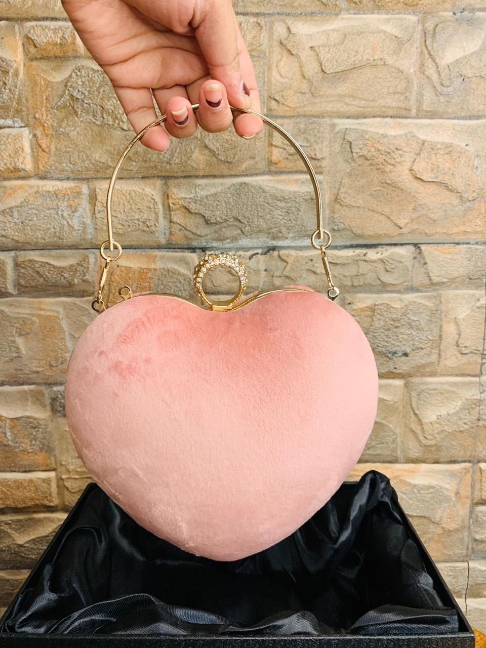 Heart Lush Clutch