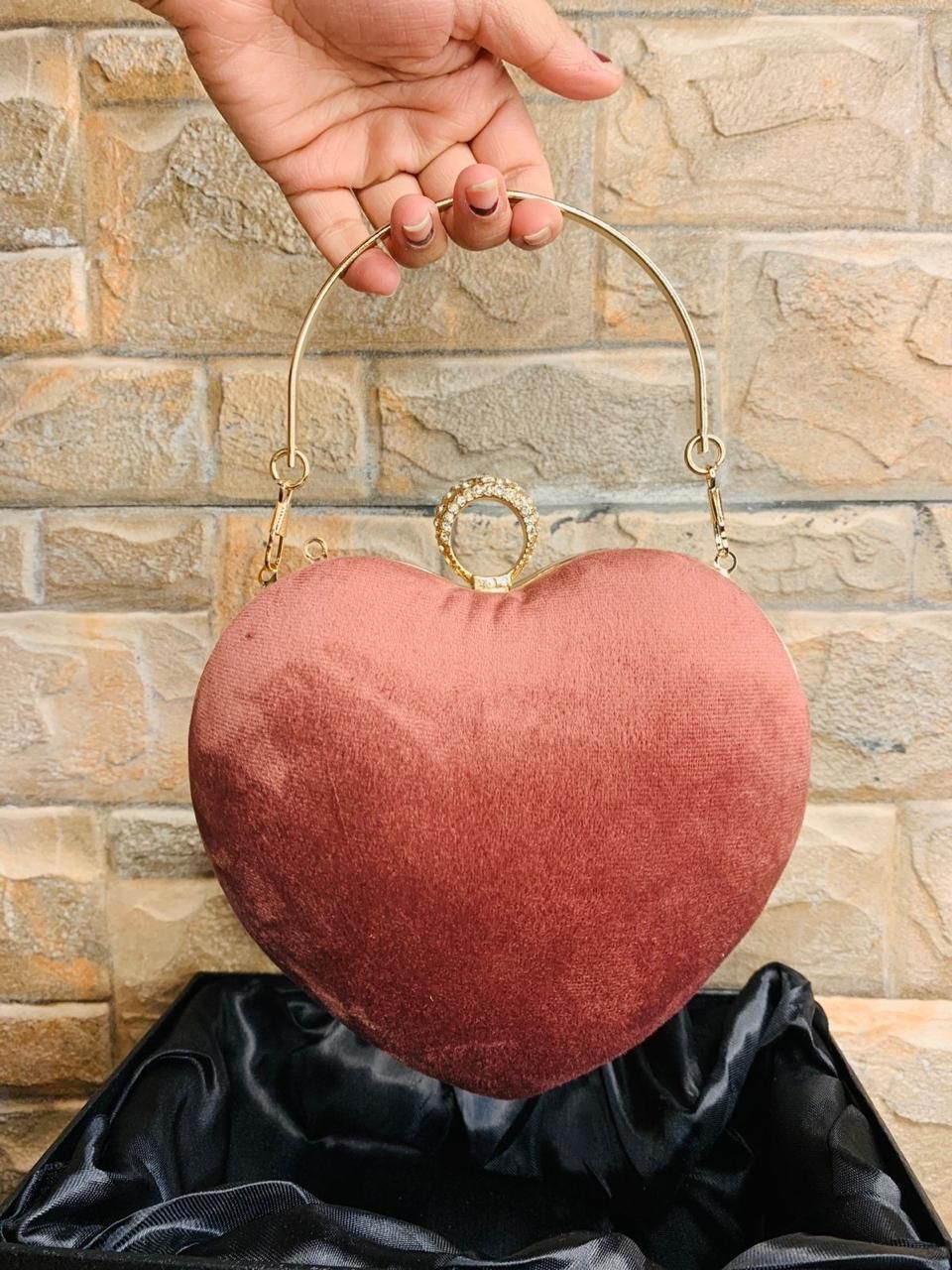 Heart Lush Clutch