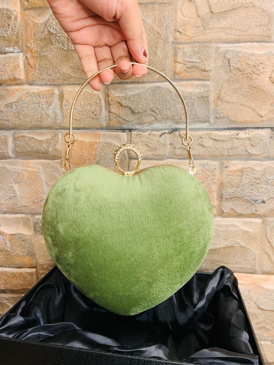 Heart Lush Clutch