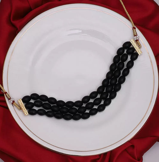 Black Sleek Beads Choker