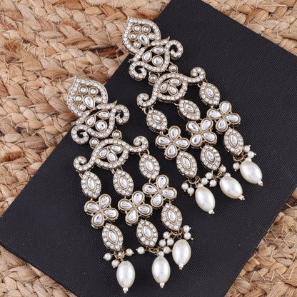 Ishita Pearl Zircone Earring
