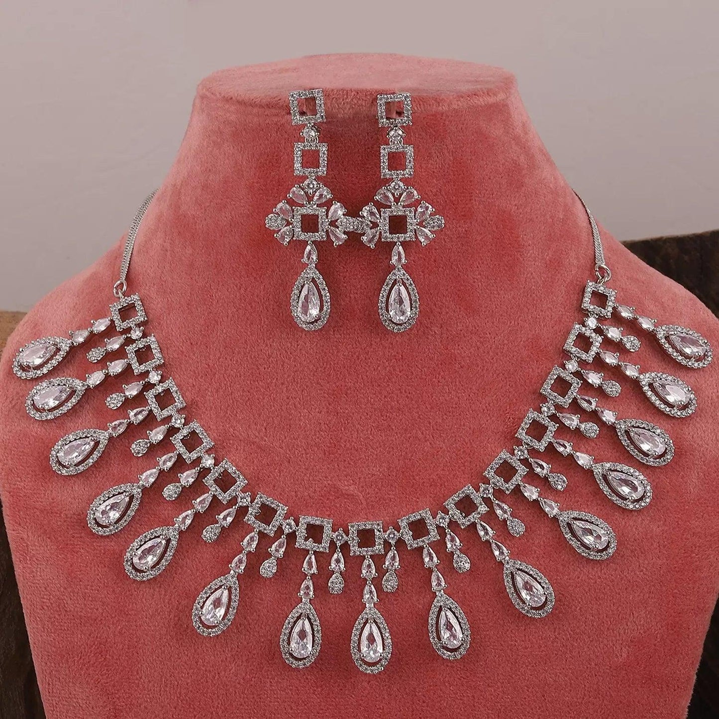 Silver Salone American Diamond Necklace Set