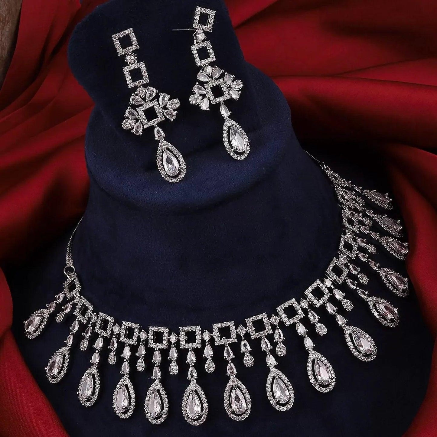 Silver Salone American Diamond Necklace Set