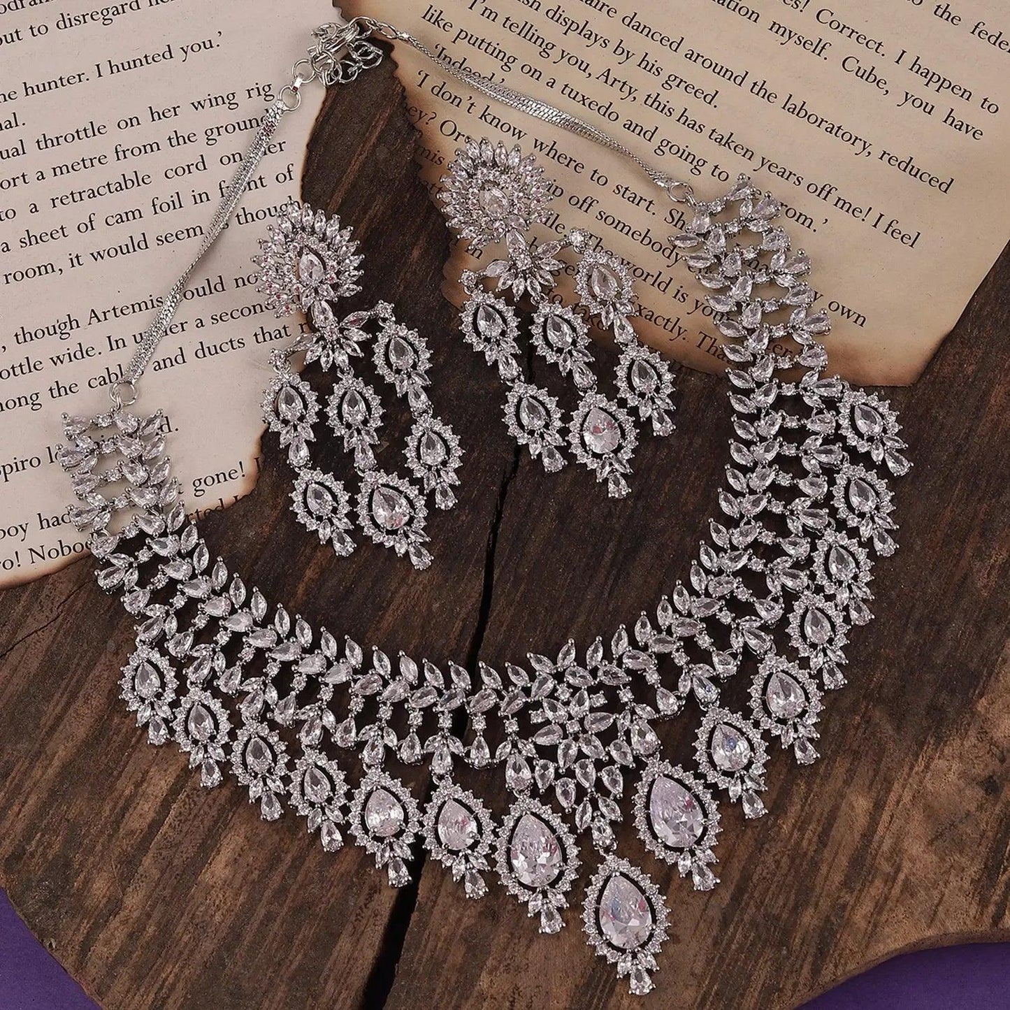 Silver Vineeta American Diamond Necklace Set