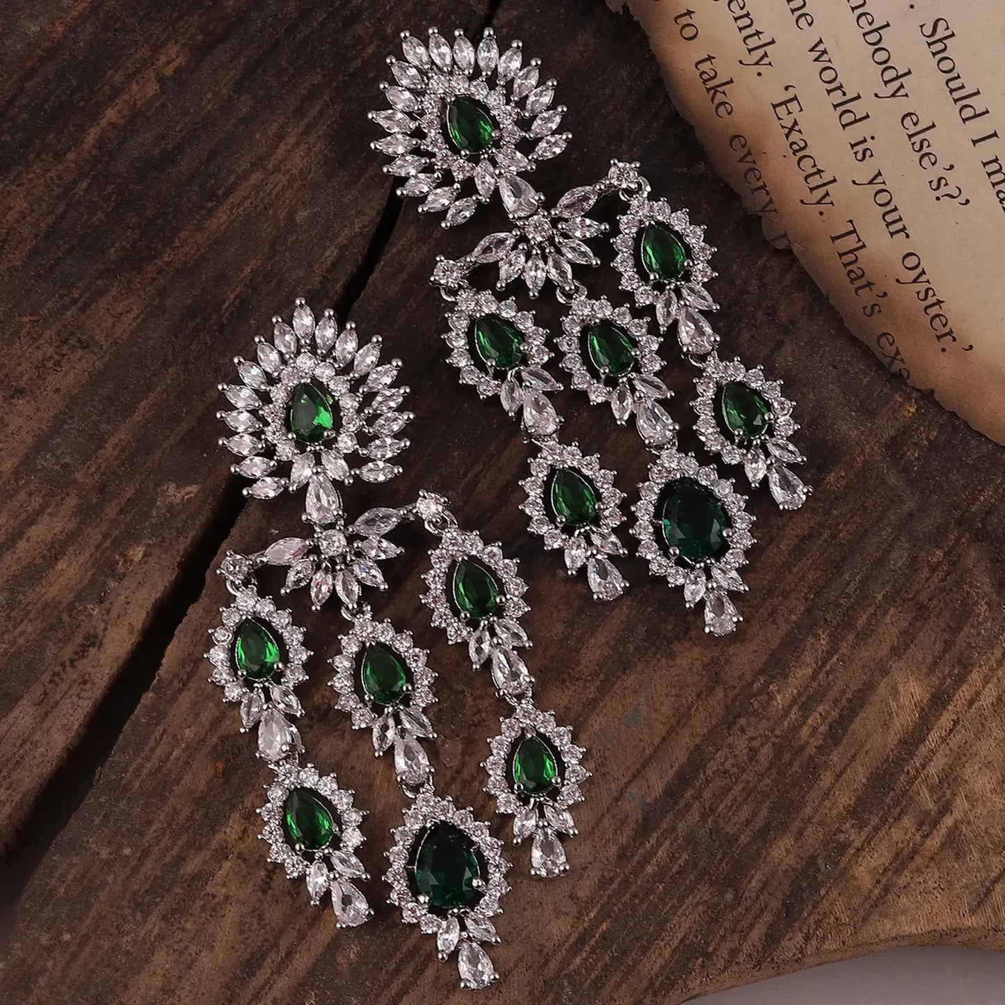 Emerald Vineeta American Diamond Necklace Set