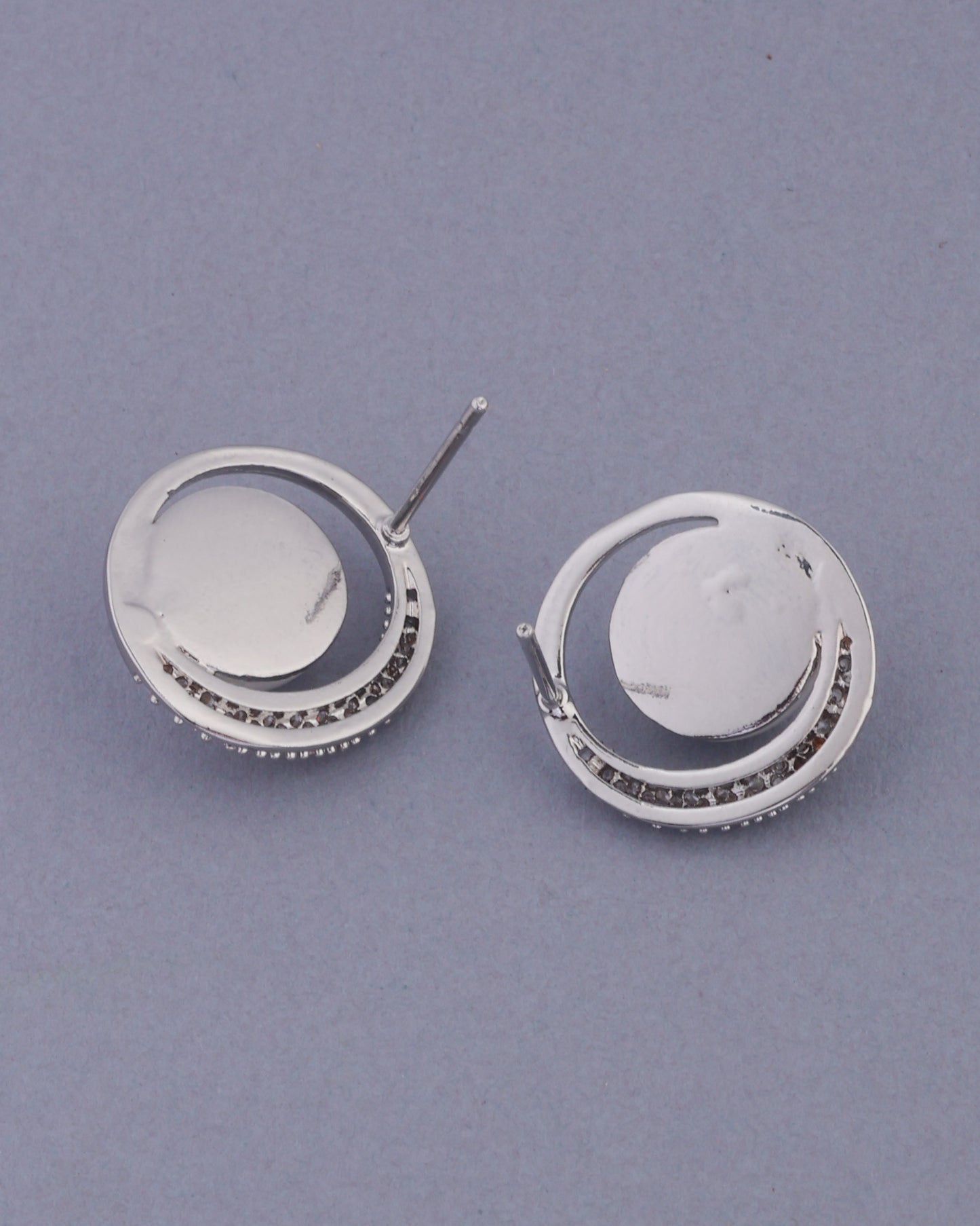 Avalon Voguish Stud Earrings