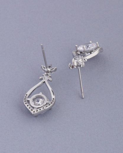 Ephrain Voguish Stud Earrings