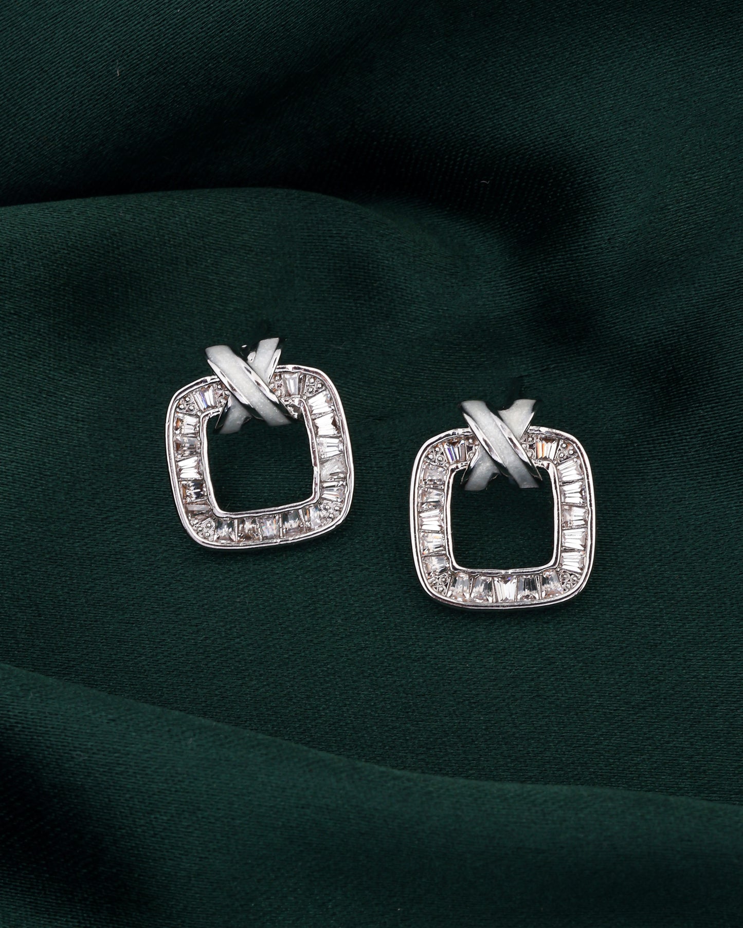 Dylan Voguish Stud Earrings